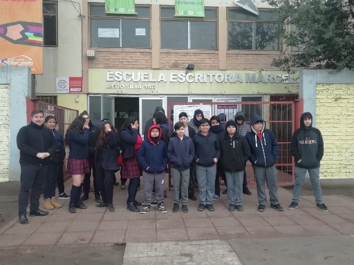 ESCUELA ESCRITORA MARCELA PAZ