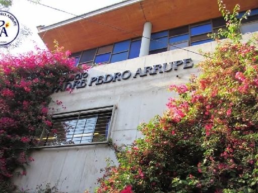 COLEGIO PADRE PEDRO ARRUPE SAGRADA FAMILIA